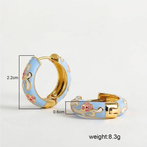 Gorgeous Gold Plated Baby Blue & Pink Floral Enamel Hoop Earrings New - Picture 7 of 7